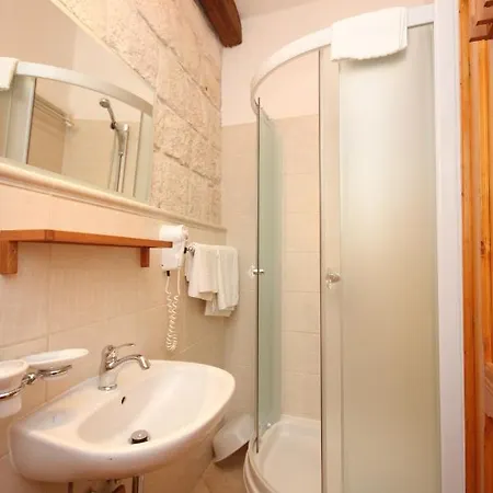Апартаменты By The Sea Komiza, Vis - 3035 *