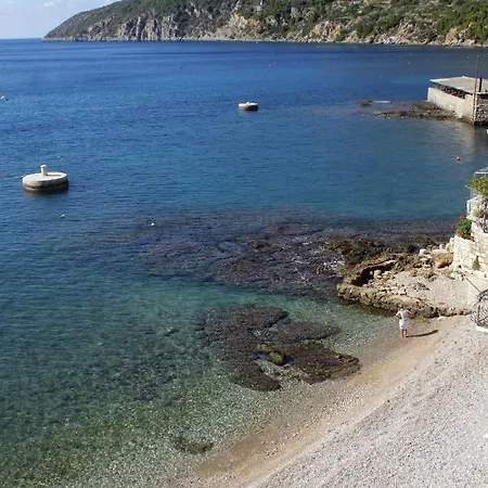 아파트 By The Sea Komiza, Vis - 3035 *